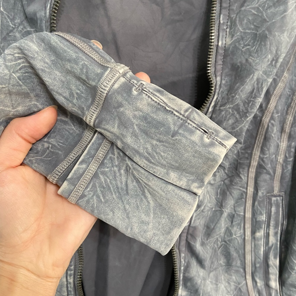 Lululemon Define Jacket - Picture 5 of 11